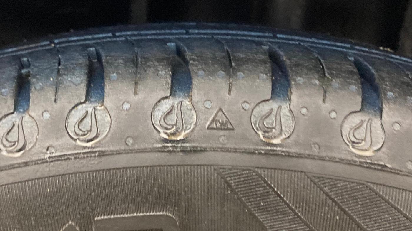 2024 Tata Tiago  XZA Plus CNG, CNG, Automatic, 32,966 km, Left Rear Tyre Tread