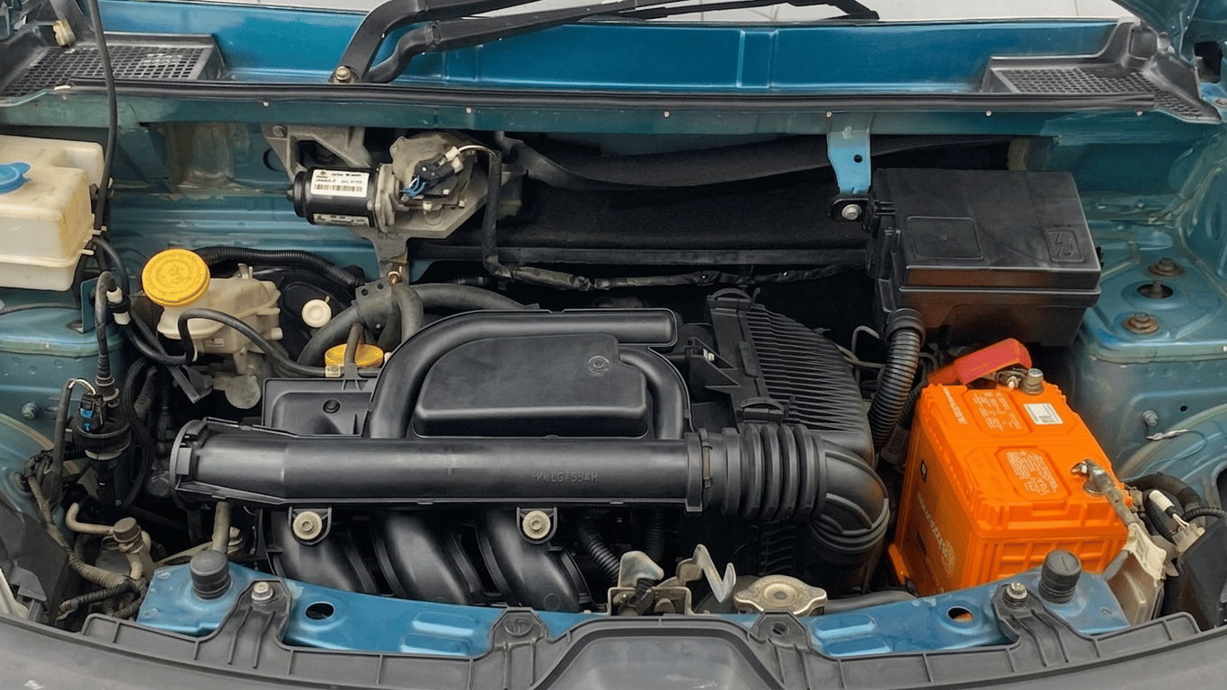 2023 Renault Kwid RXT 1.0, Petrol, Manual, 18,109 km, Engine View