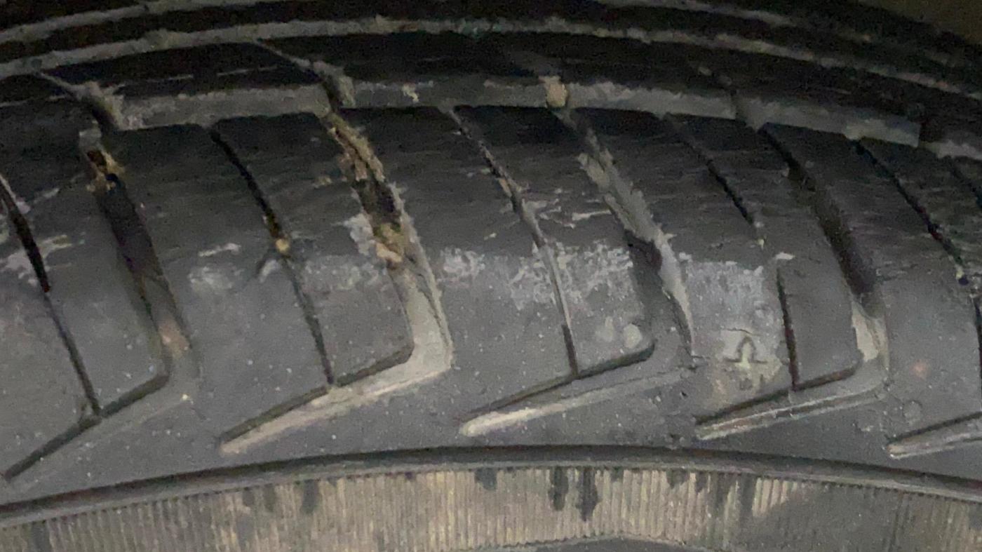 2017 Renault Kwid RXT 0.8, Petrol, Manual, 36,585 km, Left Front Tyre Tread