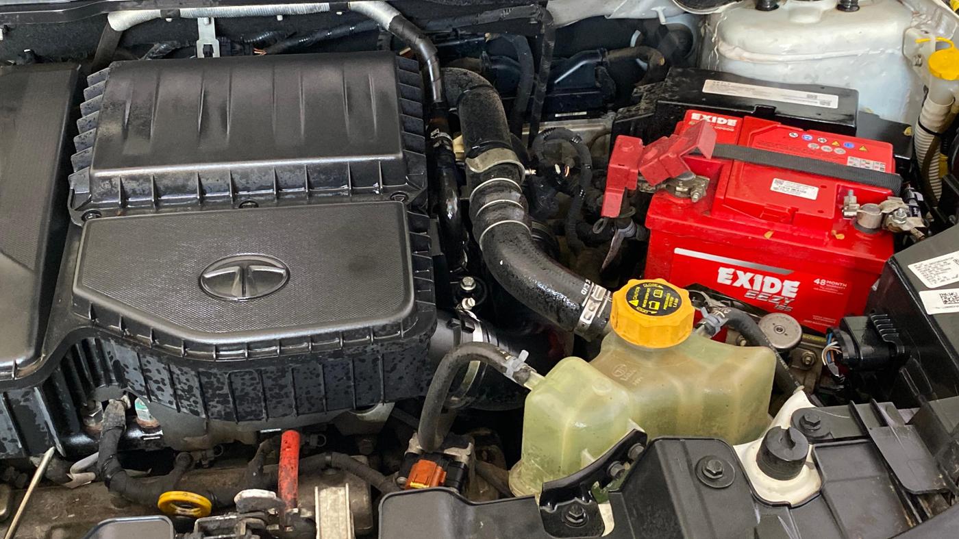 2021 Tata NEXON XZA PLUS SUNROOF DIESEL, Diesel, Automatic, 70,311 km, Engine View - Left