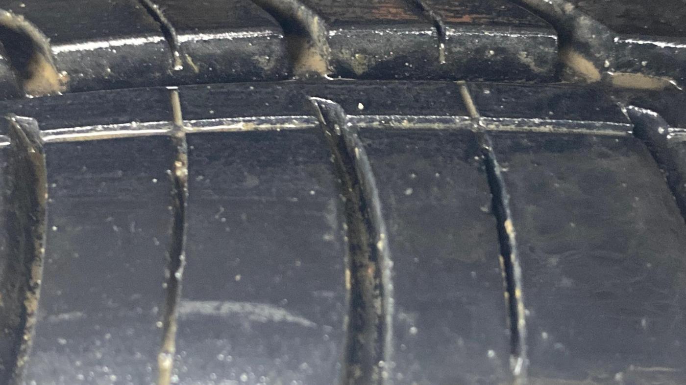 2021 Skoda Rapid AMBITION AT TSI, Petrol, Automatic, 32,070 km, Right Front Tyre Tread