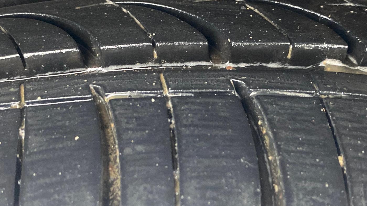 2021 Skoda Rapid AMBITION AT TSI, Petrol, Automatic, 32,070 km, Left Rear Tyre Tread