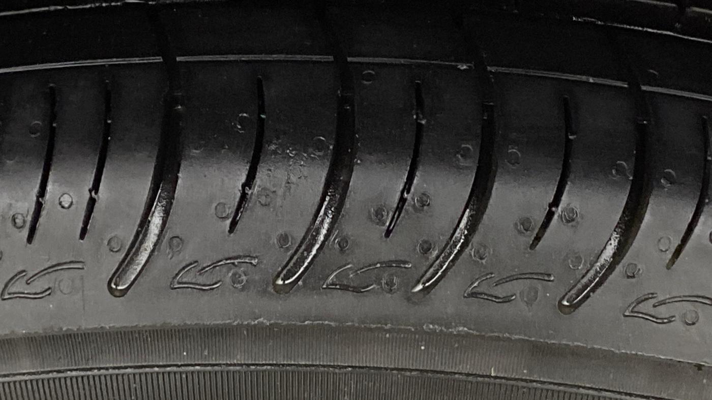 2021 Maruti Baleno DELTA PETROL 1.2, Petrol, Manual, 54,558 km, Right Rear Tyre Tread