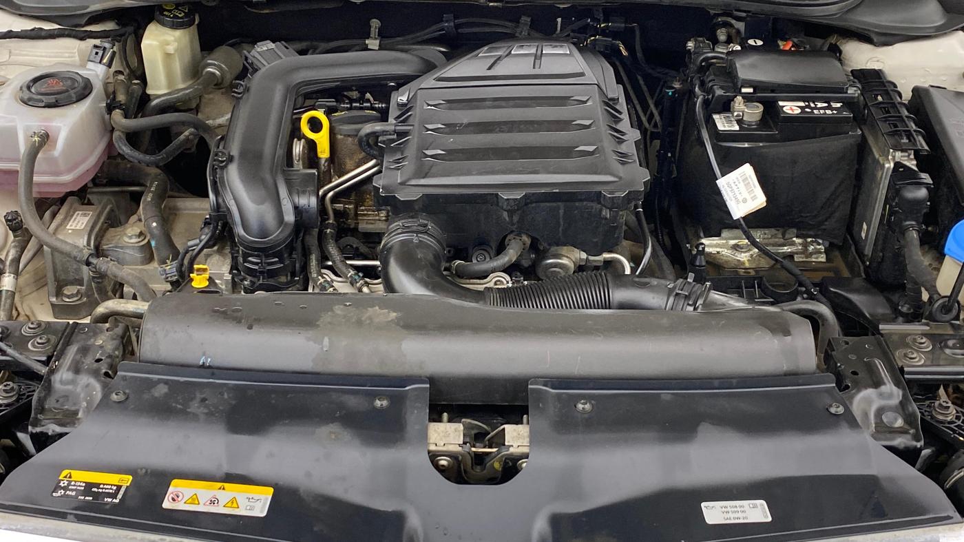 2022 Skoda SLAVIA STYLE 1.0L TSI AT, Petrol, Automatic, 69,082 km, Engine View