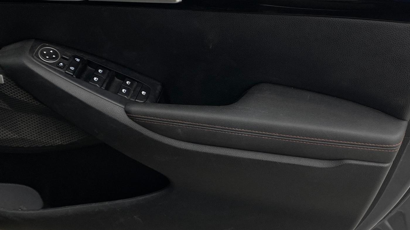 2022 KIA SELTOS GTX PLUS DCT 1.4 PETROL, Petrol, Automatic, 58,795 km, Driver Side Door Panels Control