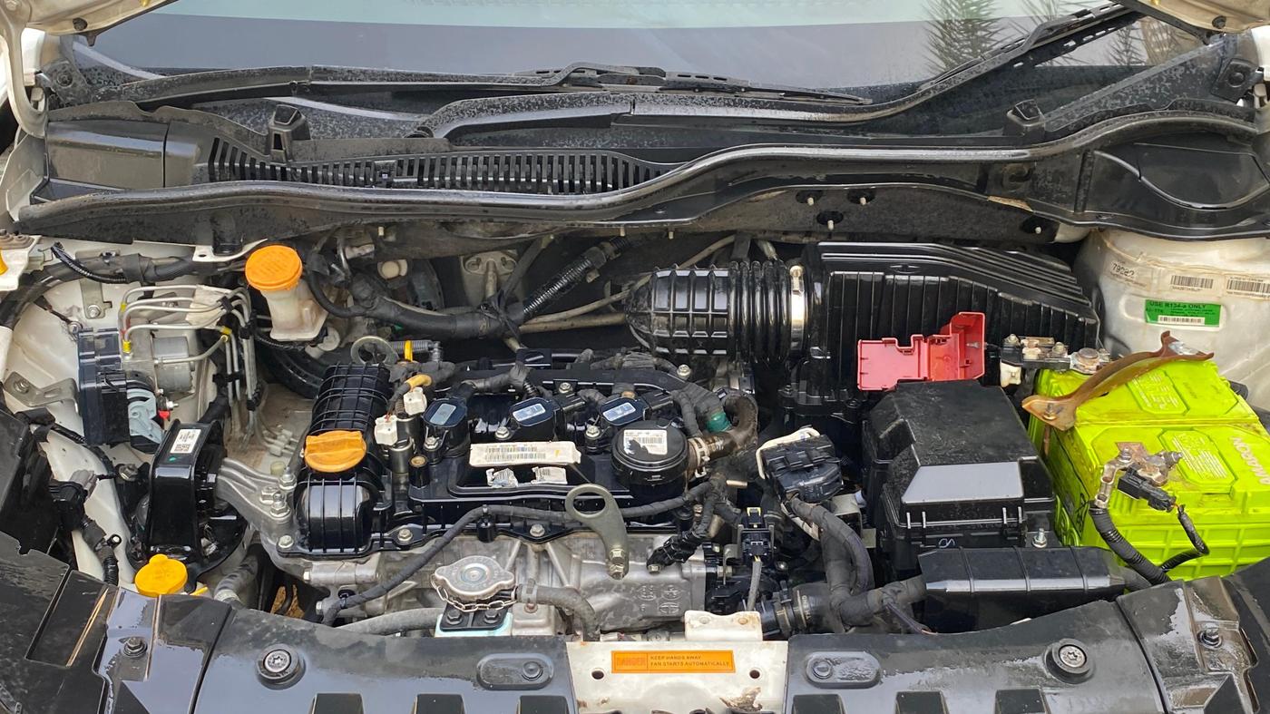 2022 Tata ALTROZ XZ PETROL, Petrol, Manual, 1,12,165 km, Engine View