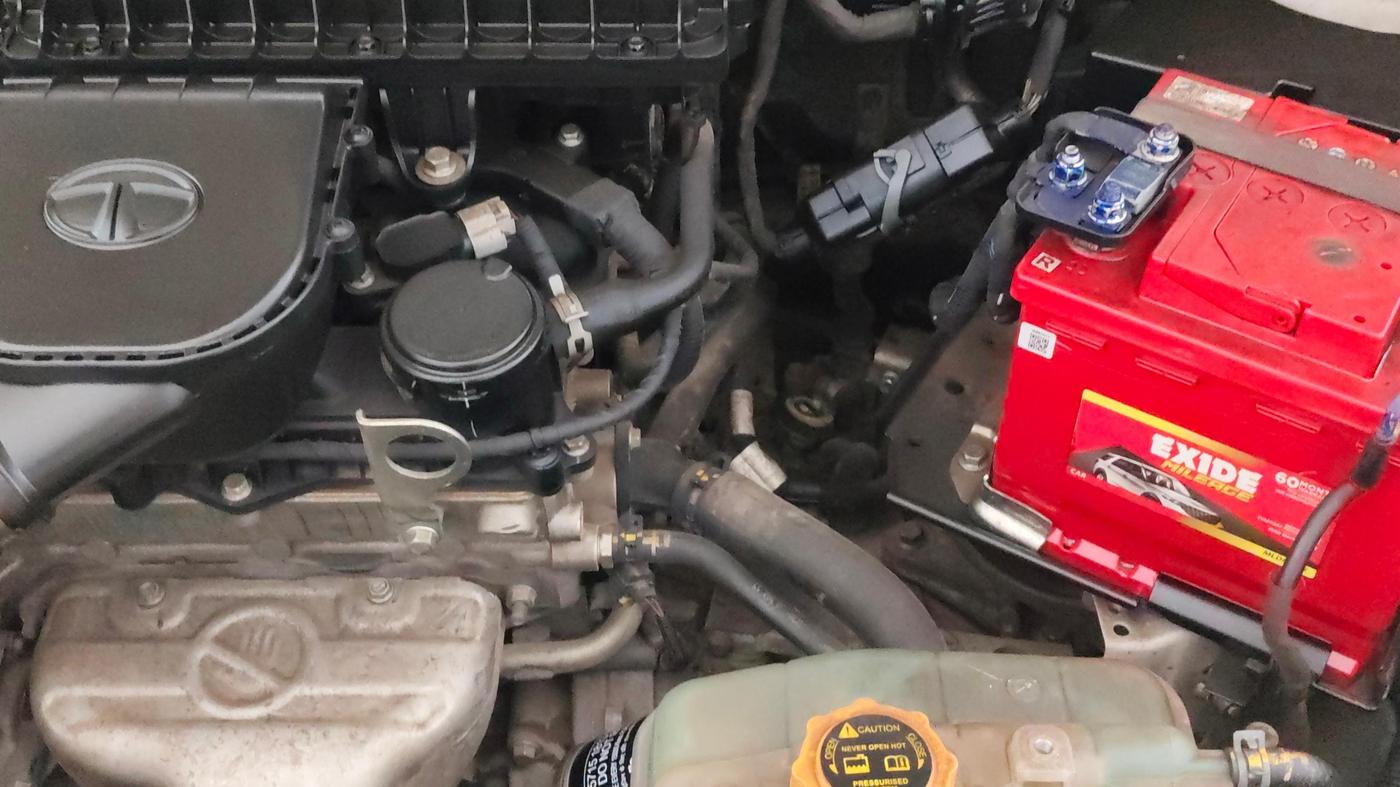 2019 Tata Tiago XZ PETROL, Petrol, Manual, 44,385 km, Engine View - Left