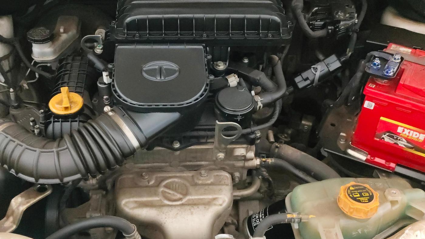 2019 Tata Tiago XZ PETROL, Petrol, Manual, 44,385 km, Engine View