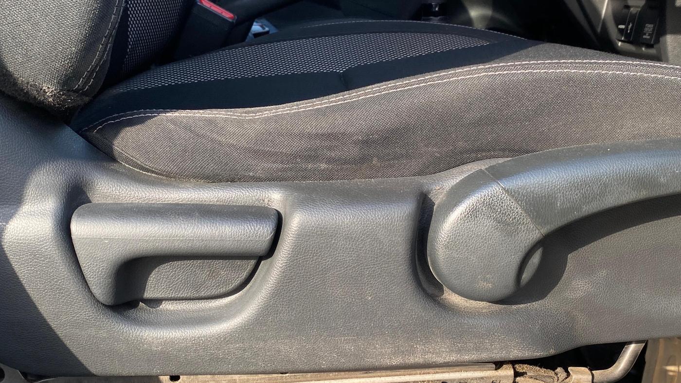 2019 Honda WR-V 1.2L I-VTEC VX MT, Petrol, Manual, 27,898 km, Driver Side Adjustment Panel