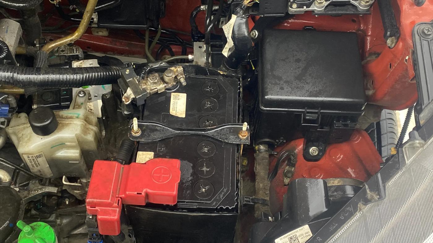 2022 Maruti New Wagon-R VXI 1.0 AMT, Petrol, Automatic, 29,300 km, Engine View - Left