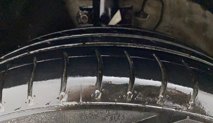 2012 Volkswagen Polo TRENDLINE 1.2L PETROL, Petrol, Manual, 84,590 km, Left Front Tyre Tread