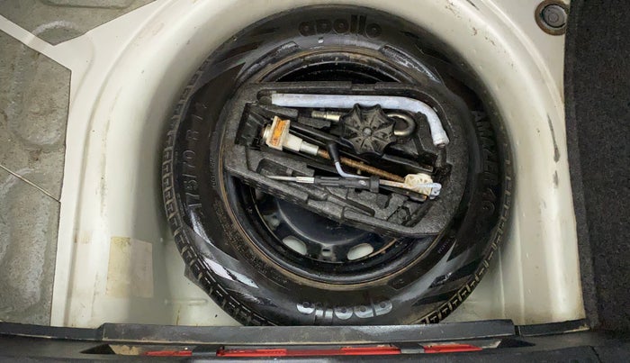 2012 Volkswagen Polo TRENDLINE 1.2L PETROL, Petrol, Manual, 84,590 km, Spare Tyre