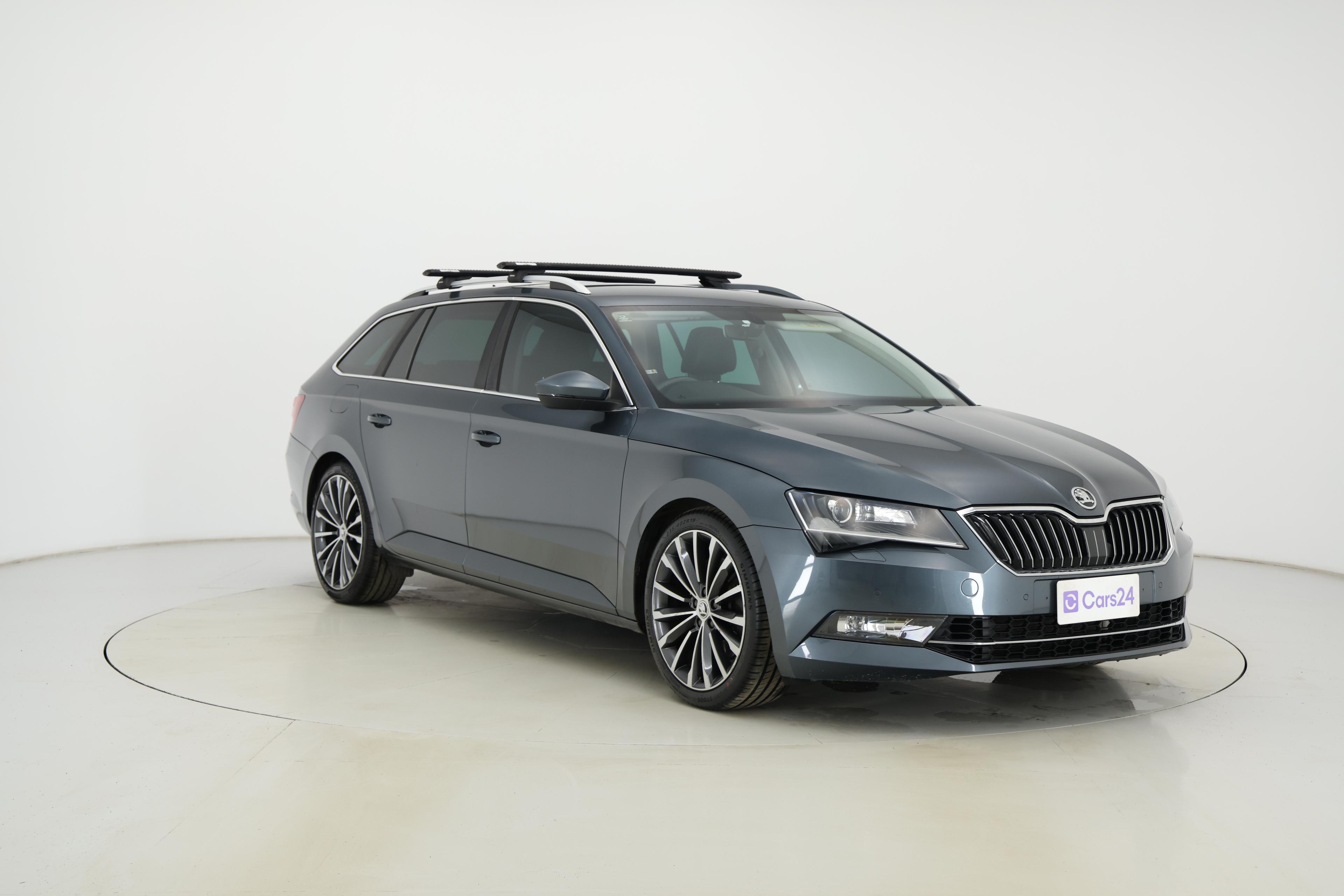 SKODA Superb image