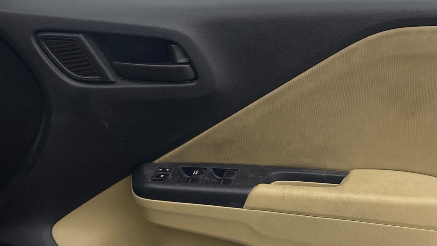 2016 Honda City 1.5L I-VTEC SV CVT, Petrol, Automatic, 71,628 km, Driver Side Door Panels Control