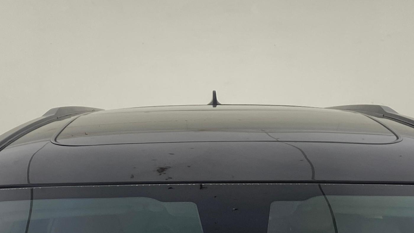 2022 Tata Safari XZA PLUS 6S KAZIRANGA, Diesel, Automatic, 1,15,579 km, Moonroof/ Sunroof