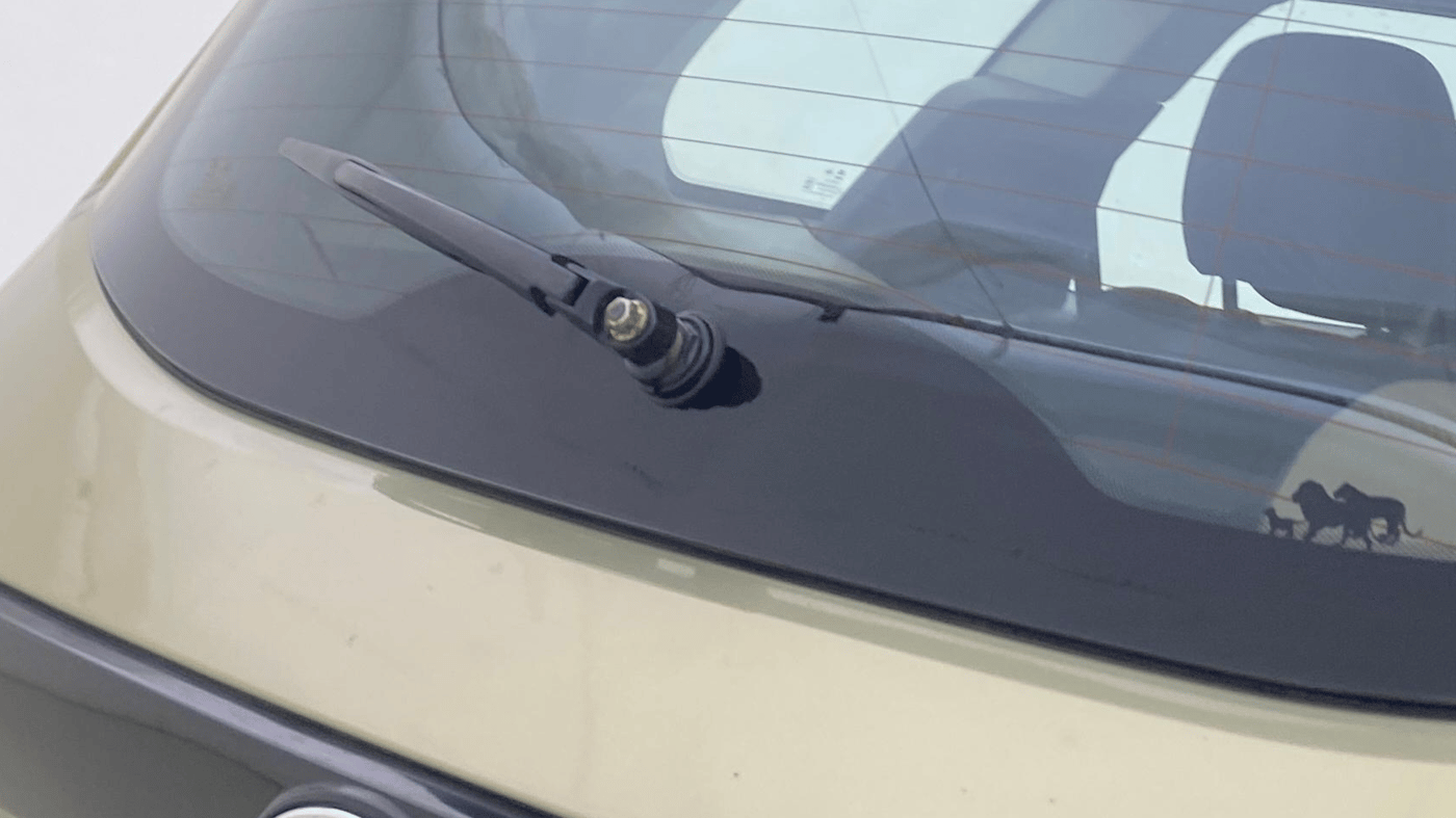 2022 Tata Safari XZA PLUS 6S KAZIRANGA, Diesel, Automatic, 1,15,579 km, Rear Wiper