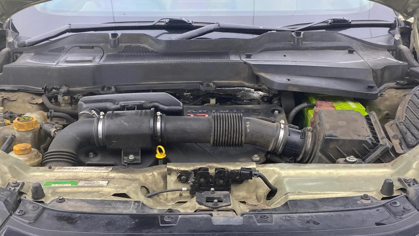 2022 Tata Safari XZA PLUS 6S KAZIRANGA, Diesel, Automatic, 1,15,579 km, Engine View