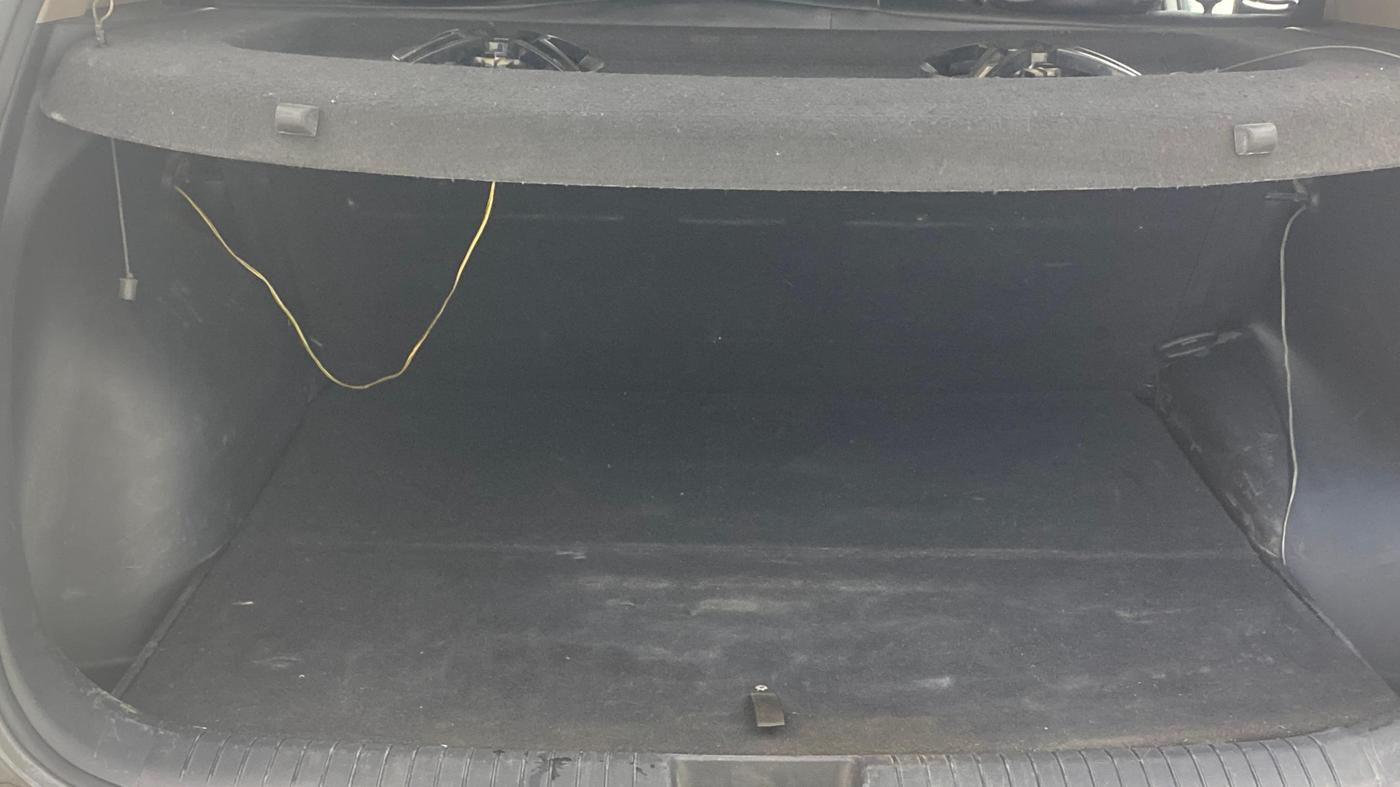 2019 Hyundai Creta S 1.4 DIESEL, Diesel, Manual, 1,22,673 km, Boot Inside