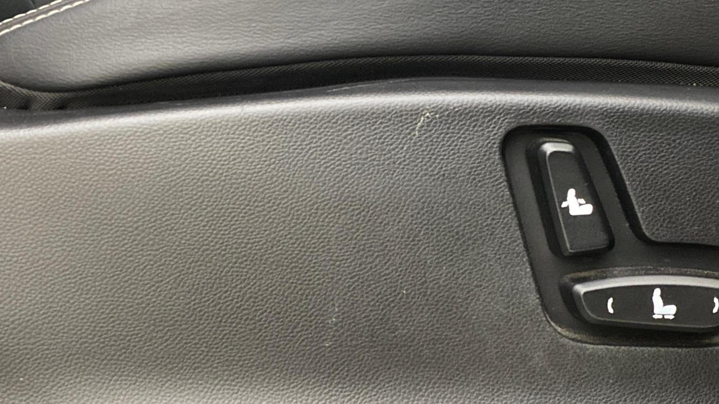 2019 MG HECTOR SHARP 1.5 DCT PETROL, Petrol, Automatic, 26,159 km, Driver Side Adjustment Panel