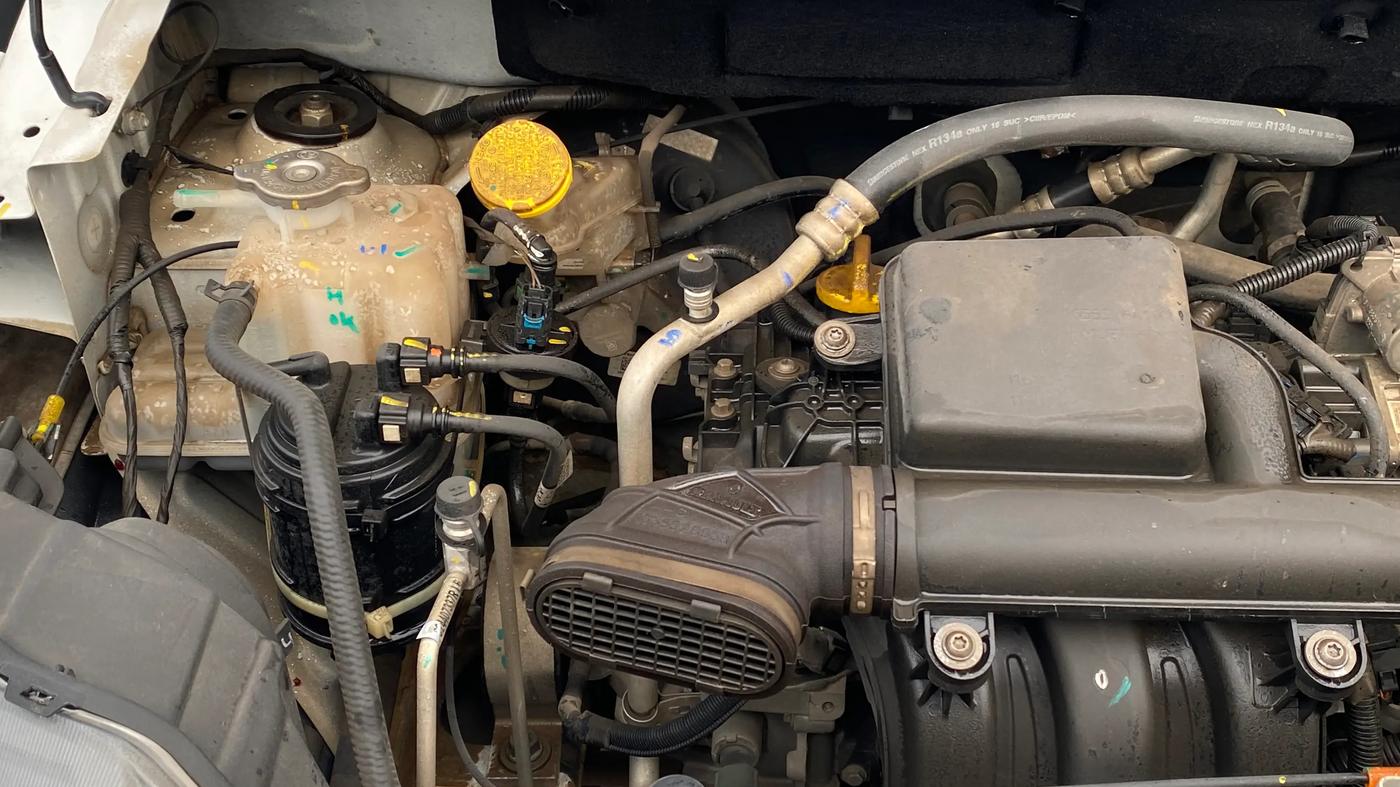 2024 Renault TRIBER RXZ, Petrol, Manual, 24,753 km, Engine View - Right