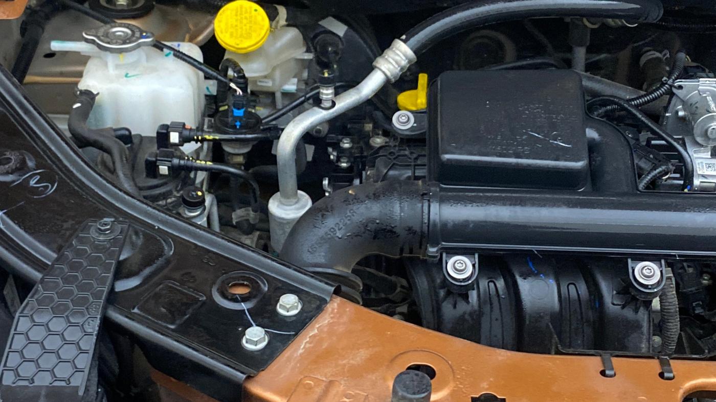 2025 Nissan MAGNITE Tekna B4D 1.0 Petrol AMT, Petrol, Automatic, 8,876 km, Engine View - Right