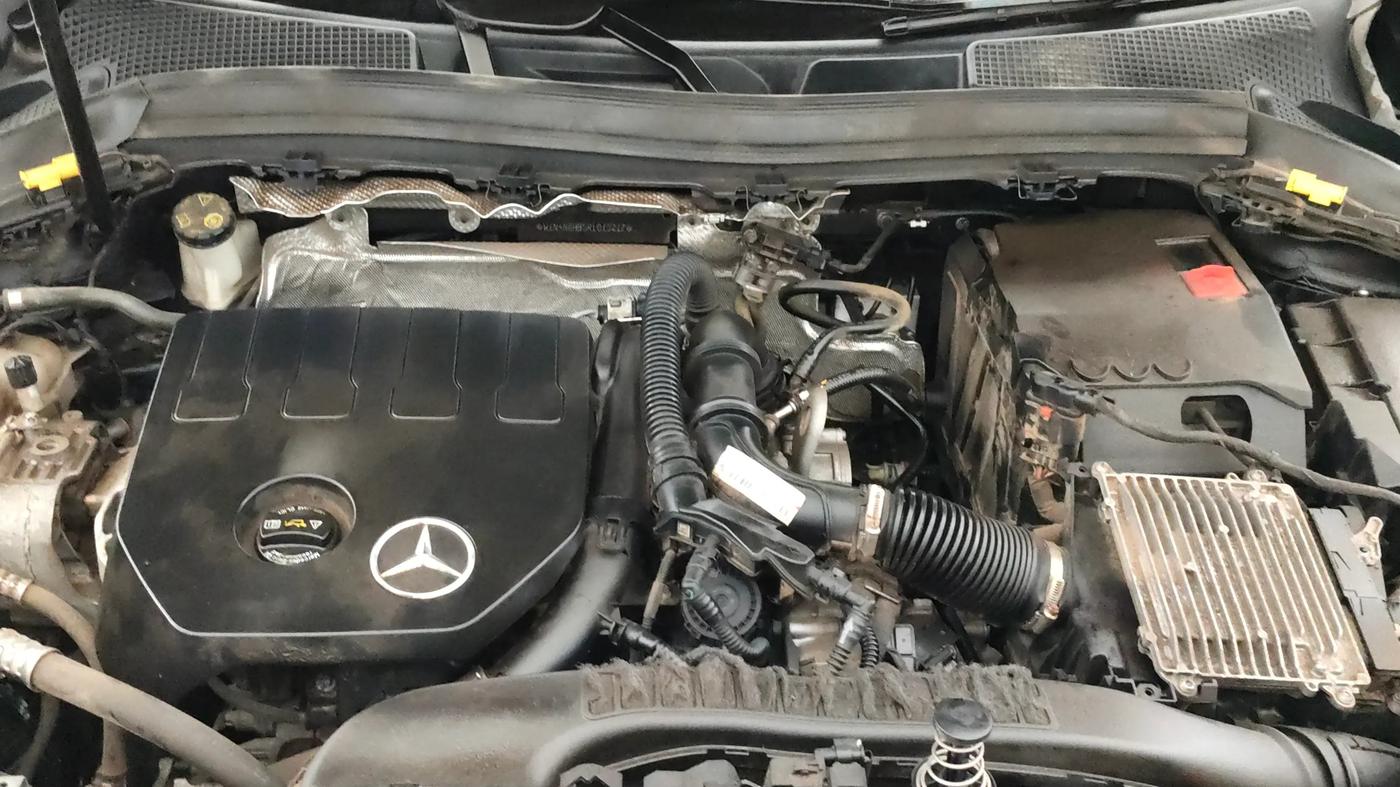 2024 Mercedes Benz GLA Class 200, Petrol, Automatic, 22,654 km, Engine View