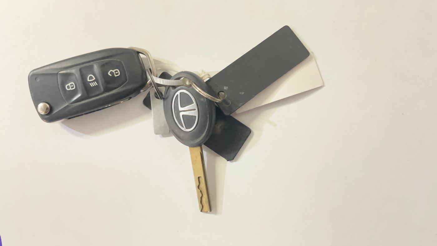 2020 Tata Tiago XZ PLUS PETROL, Petrol, Manual, 34,298 km, Key Close Up