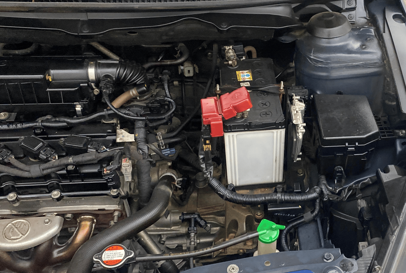 2019 Maruti Ciaz ALPHA 1.5 SHVS PETROL, Petrol, Manual, 52,412 km, Engine View - Left