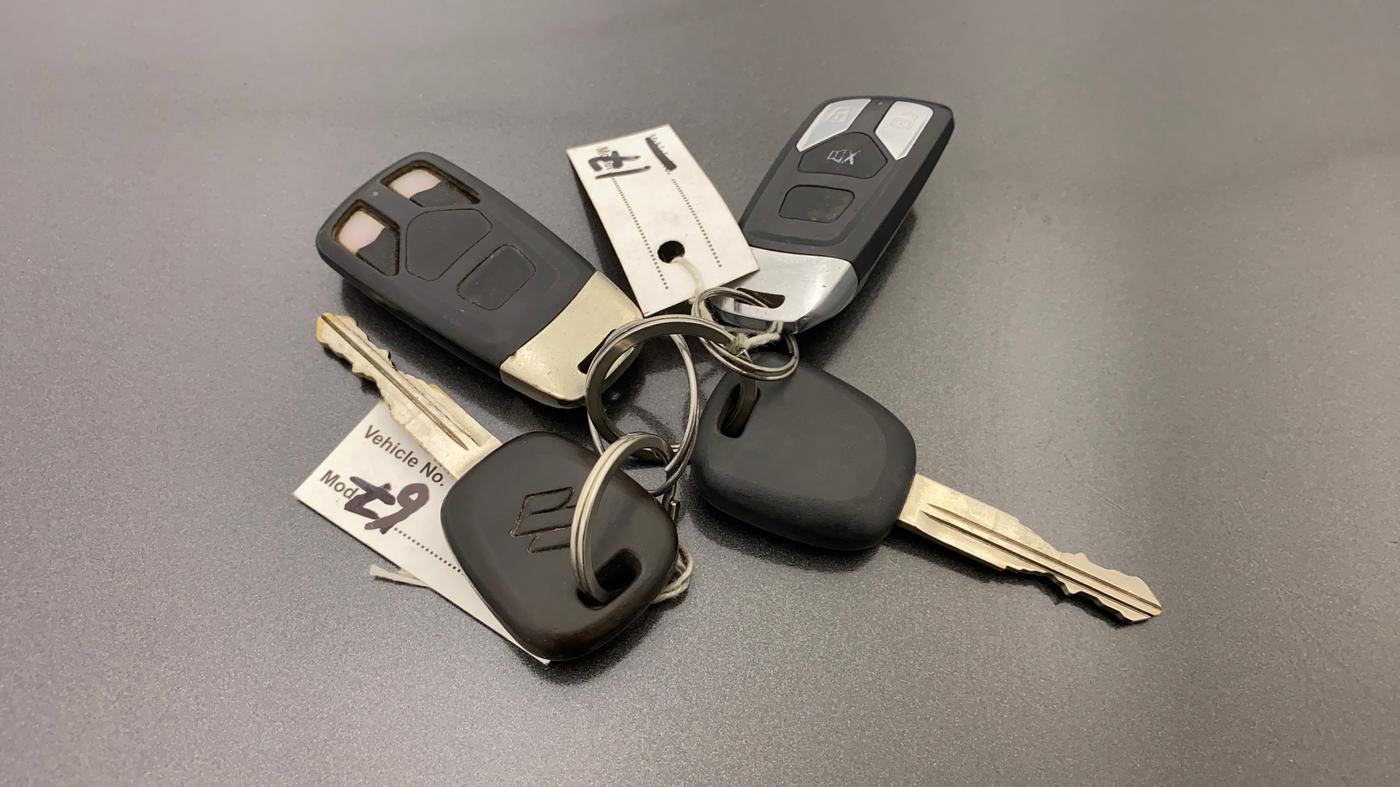 2023 Maruti Alto K10 VXI, Petrol, Manual, 27,998 km, Key Close Up