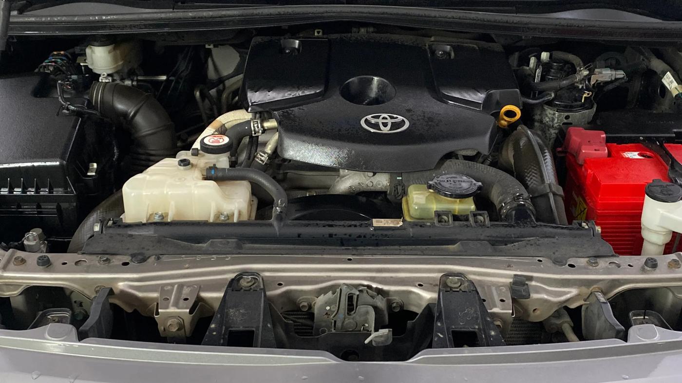 2018 Toyota Innova Crysta 2.8 ZX AT 7 STR, Diesel, Automatic, 29,516 km, Engine View