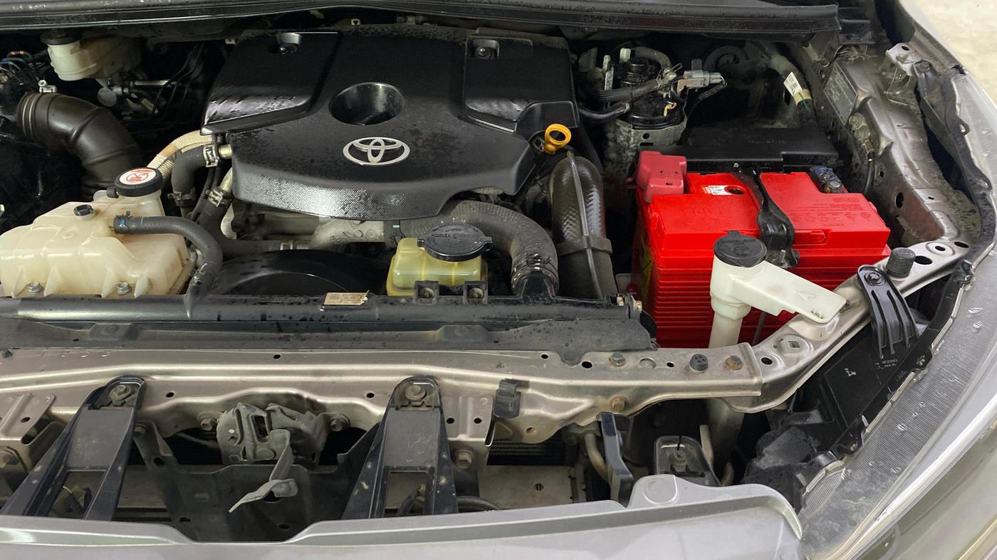 2018 Toyota Innova Crysta 2.8 ZX AT 7 STR, Diesel, Automatic, 29,516 km, Engine View - Left