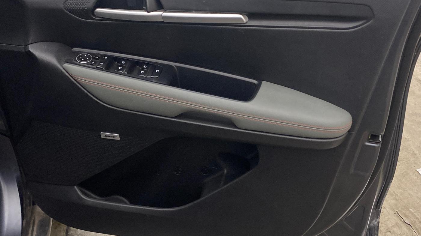2022 KIA SONET X LINE 1.0 DCT, Petrol, Automatic, 26,636 km, Driver Side Door Panels Control