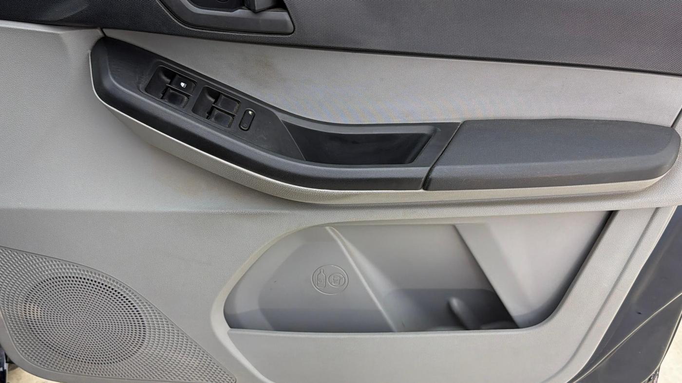 2023 Tata Tiago XT (O) PETROL, Petrol, Manual, 26,120 km, Driver Side Door Panels Control