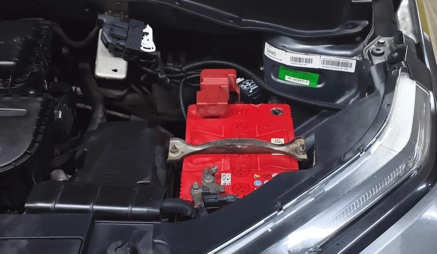 2022 Tata PUNCH ADVENTURE MT, Petrol, Manual, 58,926 km, Engine View - Left