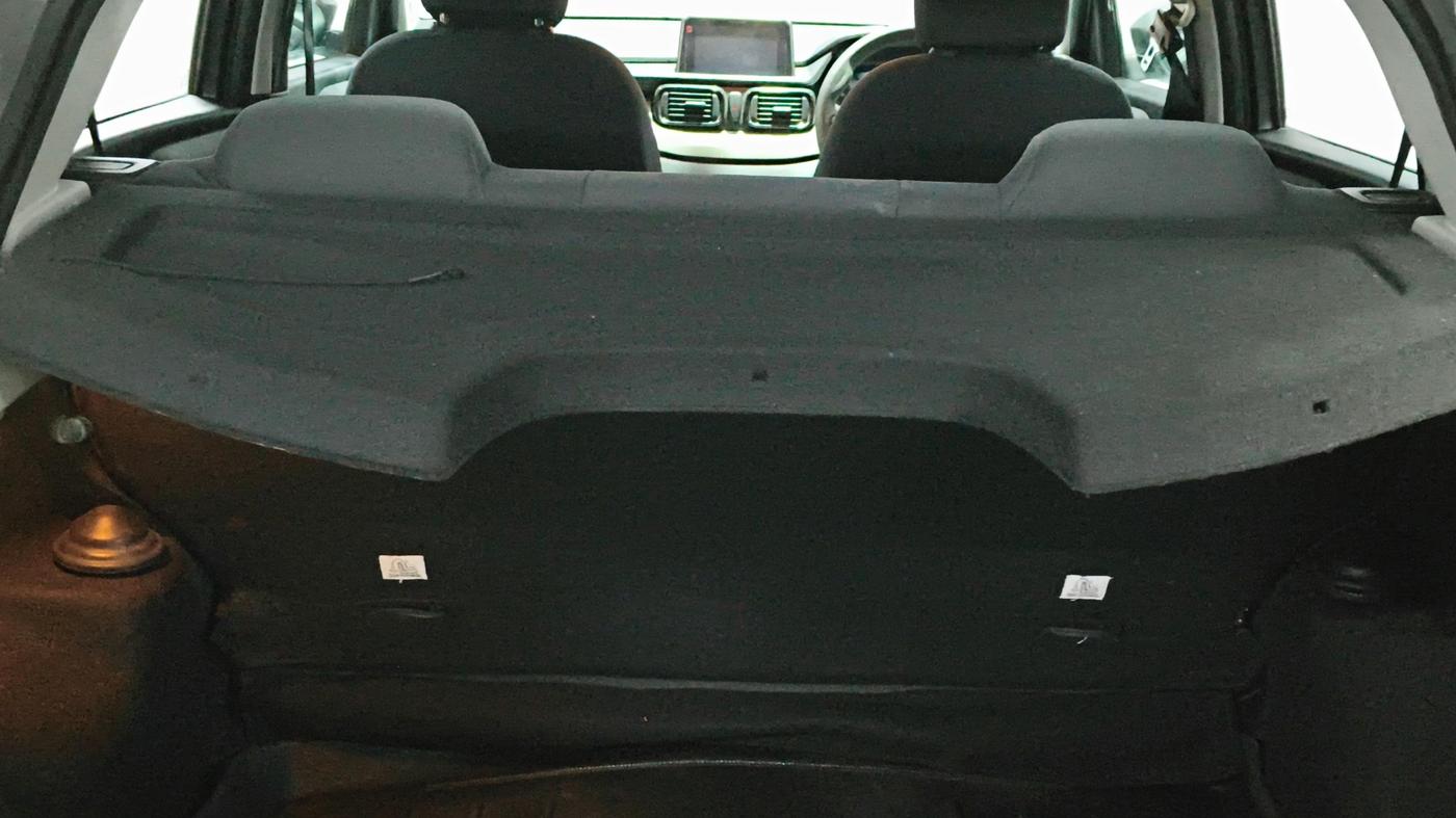 2022 Tata PUNCH ADVENTURE MT, Petrol, Manual, 58,926 km, Boot Inside
