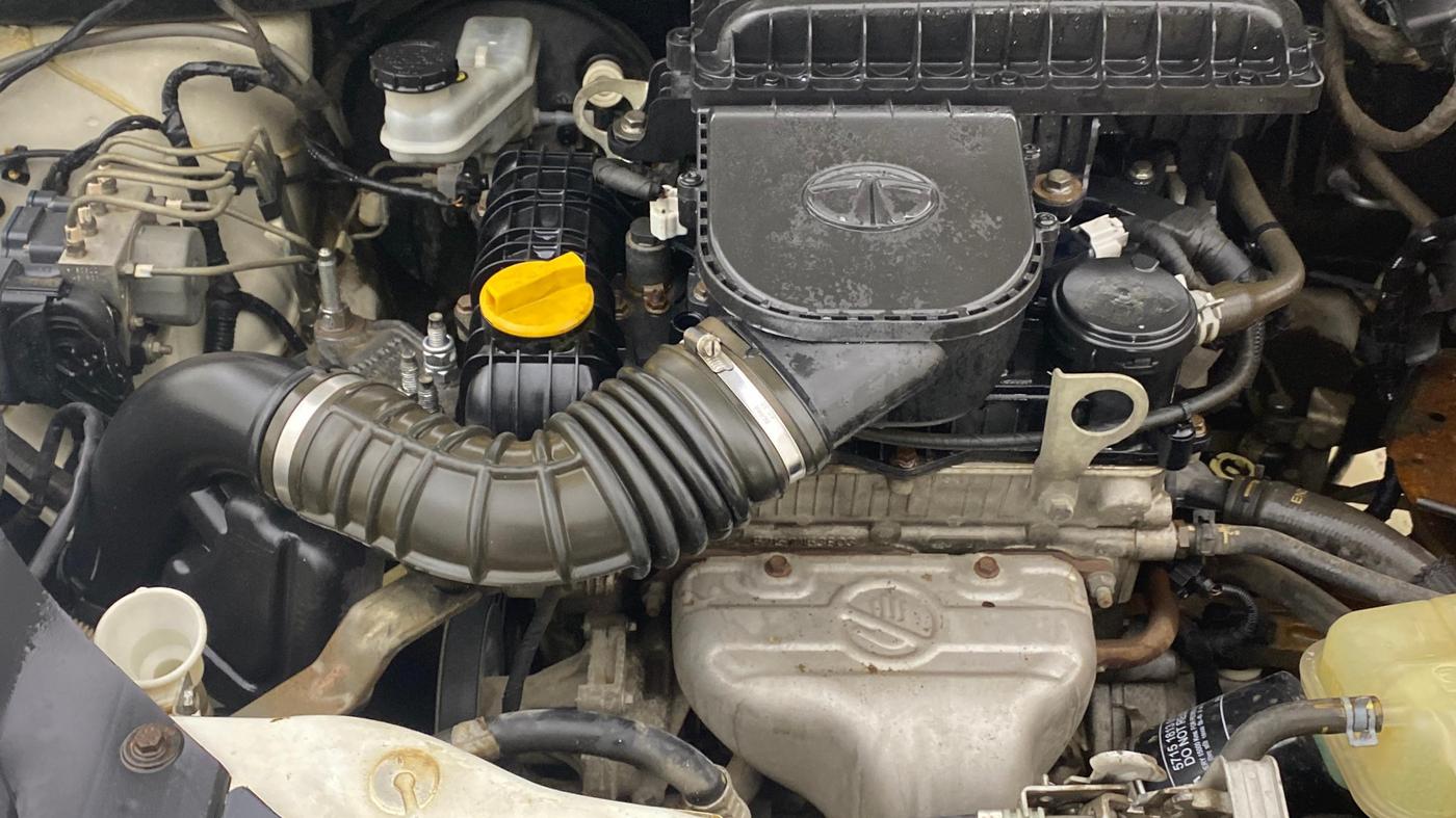 2018 Tata Tiago XZ PETROL, Petrol, Manual, 97,320 km, Engine View - Right