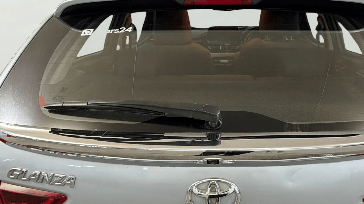 2022 Toyota Glanza V AMT, Petrol, Automatic, 40,777 km, Rear Wiper