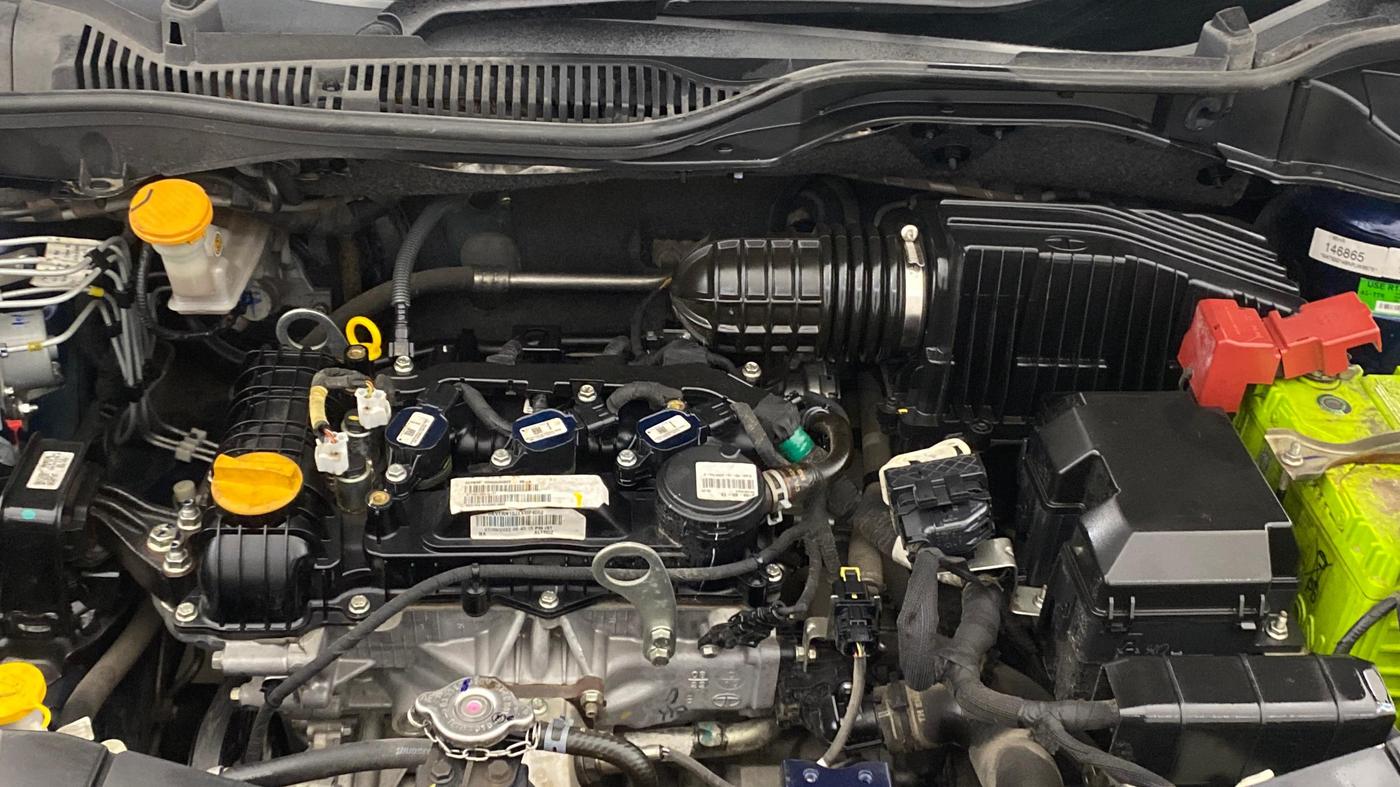 2022 Tata ALTROZ XZA PLUS, Petrol, Automatic, 20,451 km, Engine View