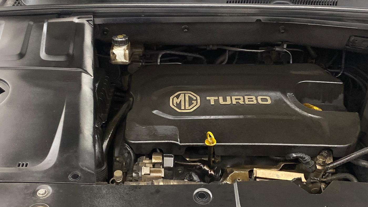 2020 MG HECTOR PLUS SHARP 2.0 DIESEL TURBO MT 6-STR, Diesel, Manual, 1,33,222 km, Engine View - Right