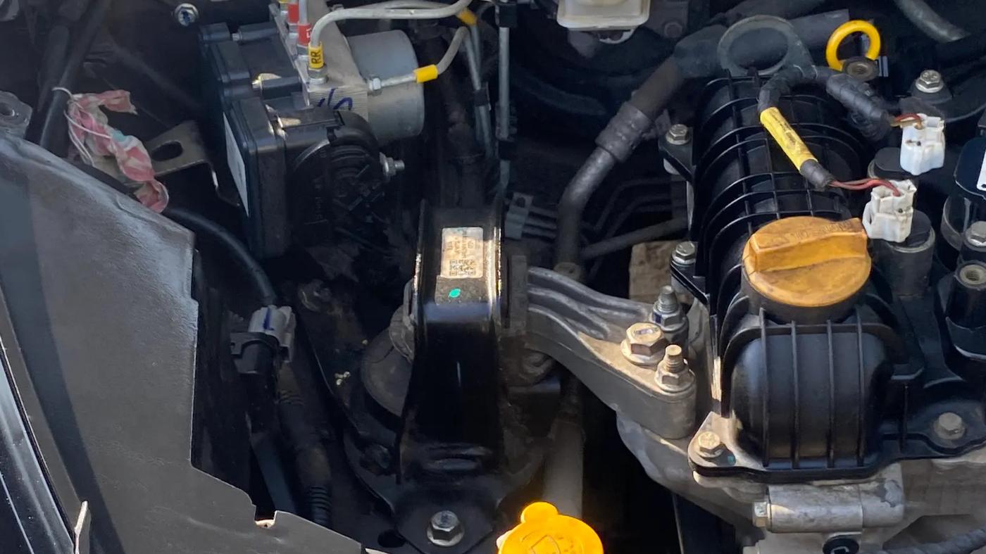 2021 Tata ALTROZ XM PLUS PETROL, Petrol, Manual, 32,322 km, Engine View - Right