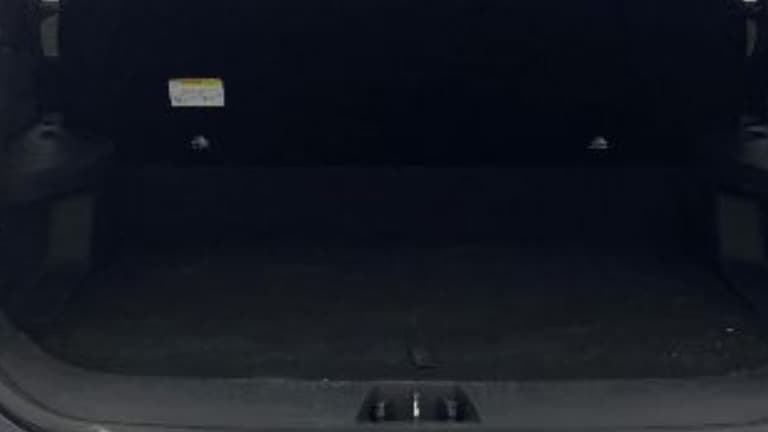 2023 Mahindra XUV700 AX 5 P AT 5 STR, Petrol, Automatic, 37,922 km, Boot Inside