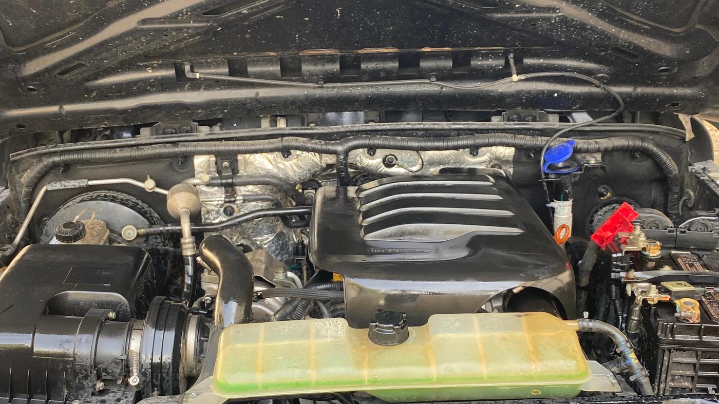 2023 Mahindra Thar LX HT PETROL 4WD MT, Petrol, Manual, 64,185 km, Engine View
