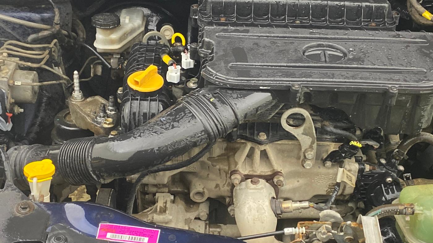 2022 Tata Tiago XZA PLUS PETROL, Petrol, Automatic, 60,361 km, Engine View - Right
