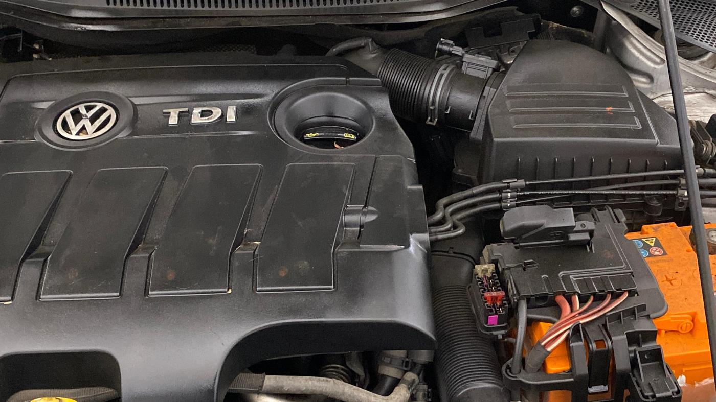 2018 Volkswagen Ameo HIGHLINE PLUS 1.5L AT 16 ALLOY, Diesel, Automatic, 56,129 km, Engine View - Left