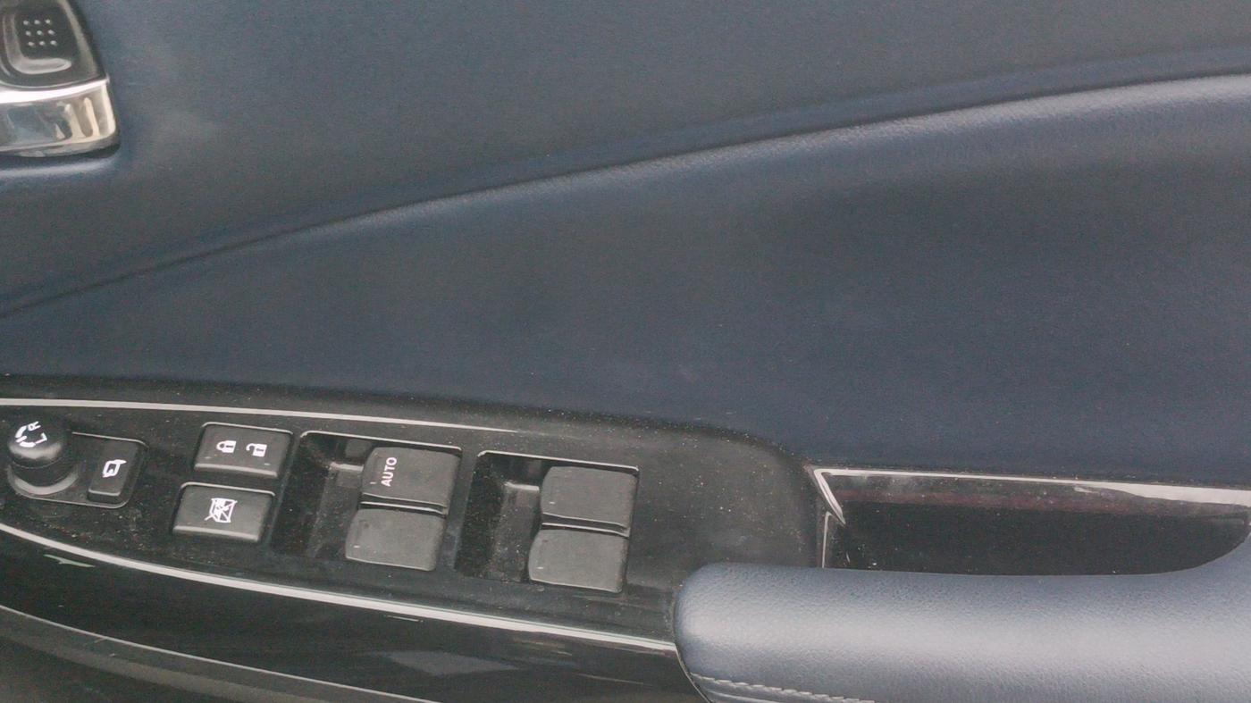 2022 Maruti Baleno ALPHA PETROL 1.2, Petrol, Manual, 14,530 km, Driver Side Door Panels Control