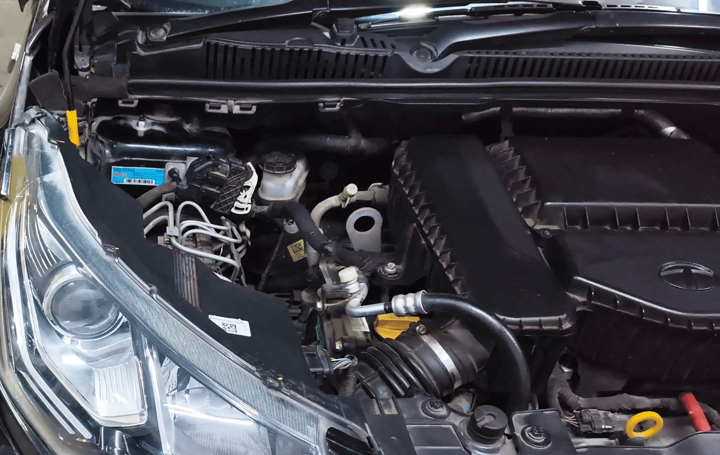 2023 Tata NEXON XZA PLUS LUX SUNROOF RED DARK DIESEL, Diesel, Automatic, 63,901 km, Engine View - Right