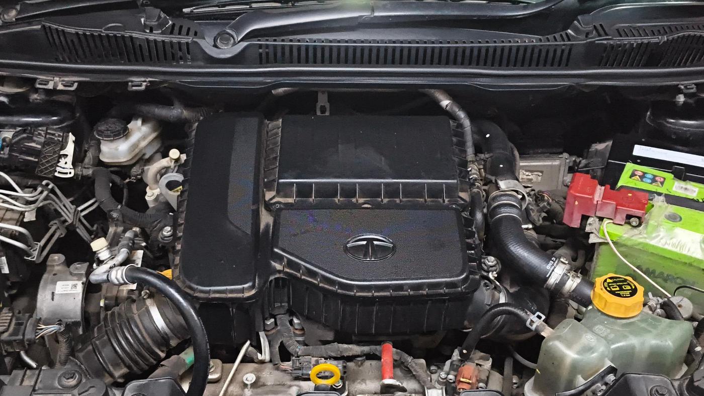 2023 Tata NEXON XZA PLUS LUX SUNROOF RED DARK DIESEL, Diesel, Automatic, 63,901 km, Engine View