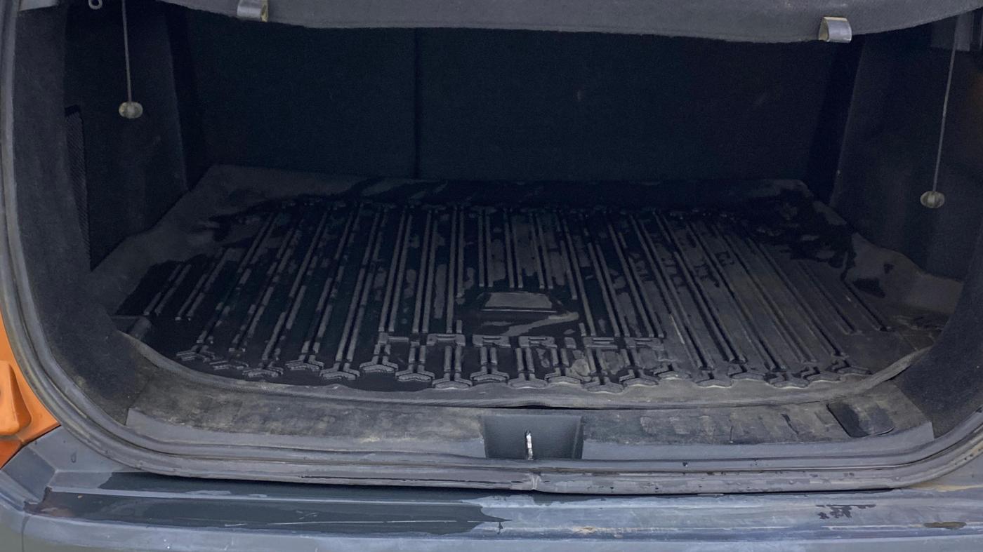 2019 Tata Harrier XZ 2.0L, Diesel, Manual, 1,19,262 km, Boot Inside