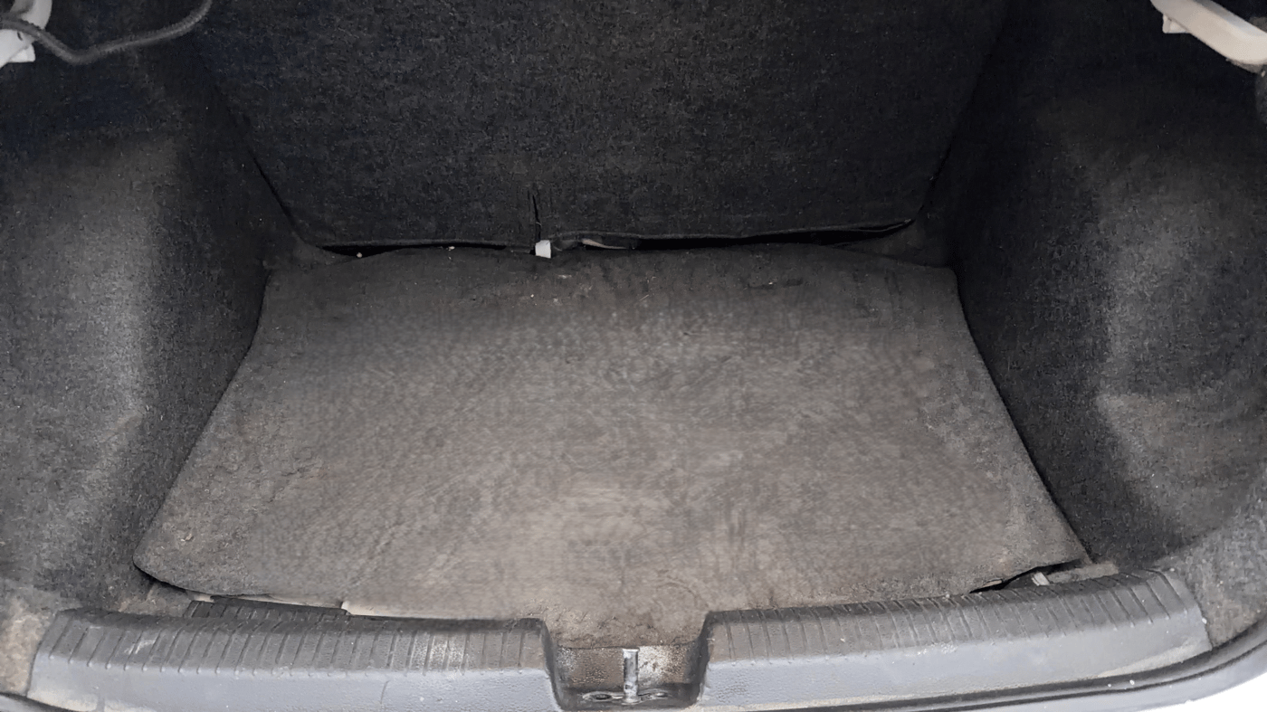 2019 Volkswagen Ameo COMFORTLINE 1.0L, Petrol, Manual, 1,17,574 km, Boot Inside
