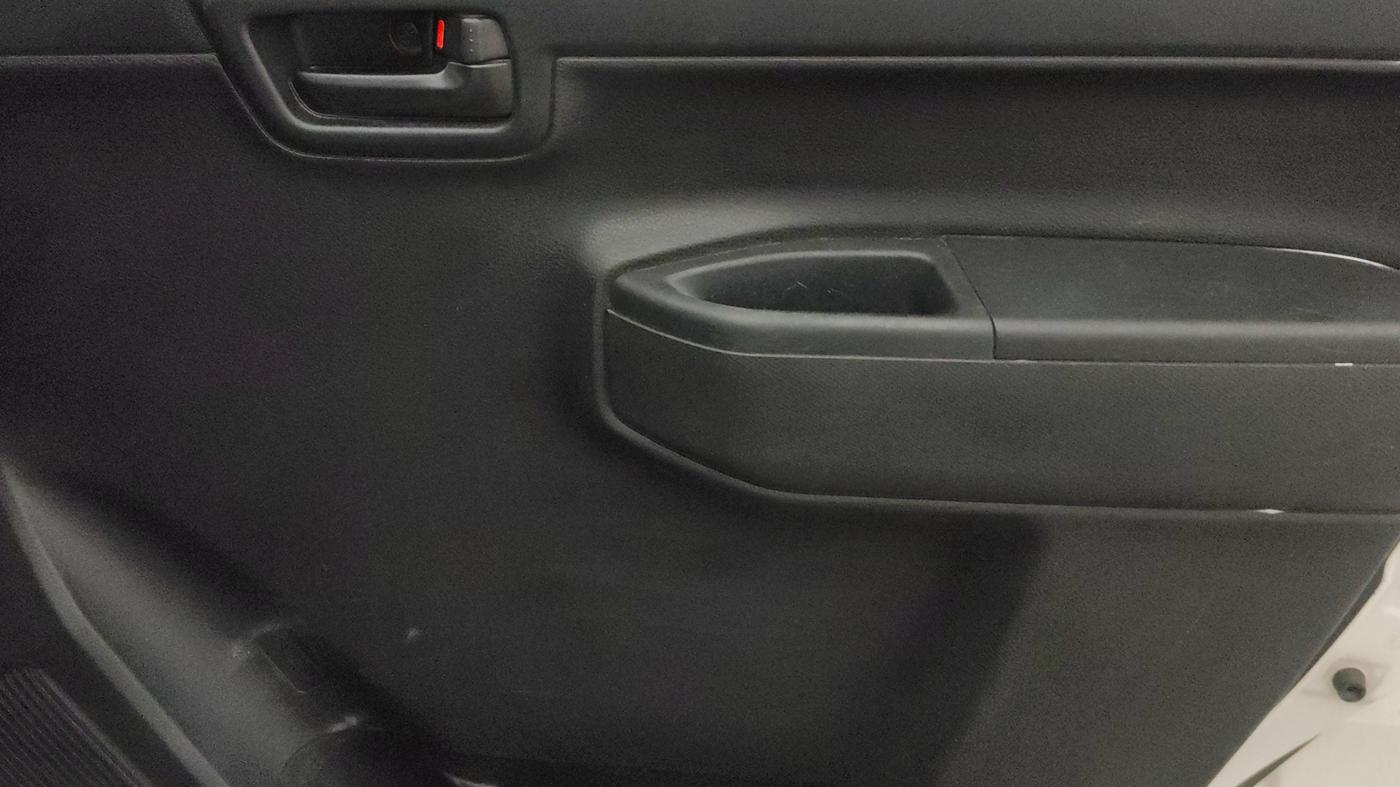 2020 Maruti S PRESSO VXI PLUS AMT, Petrol, Automatic, 47,235 km, Driver Side Door Panels Control